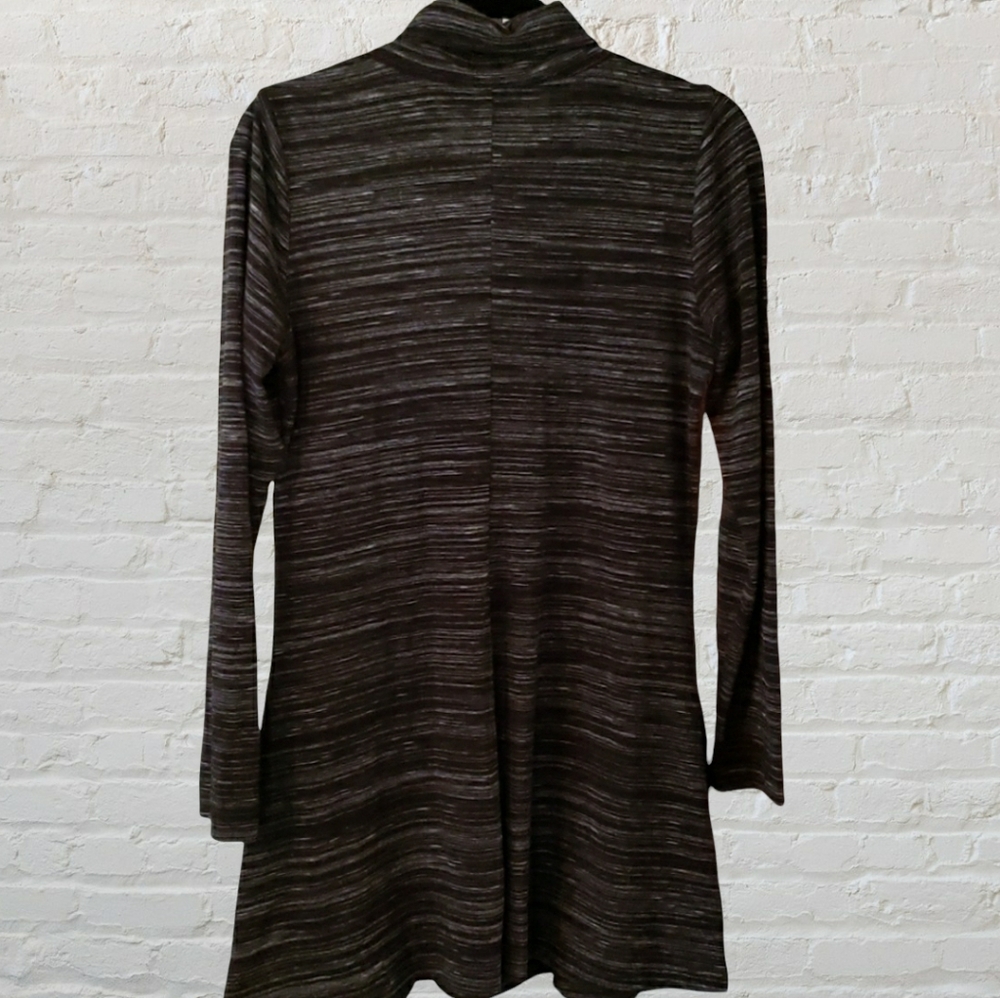 True Essence Top - Picture 4 of 5